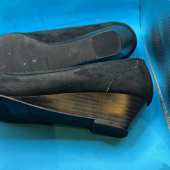 George - women’s faux suede wedge bow shoes, heels black, size 9 - Picture 7 of 7